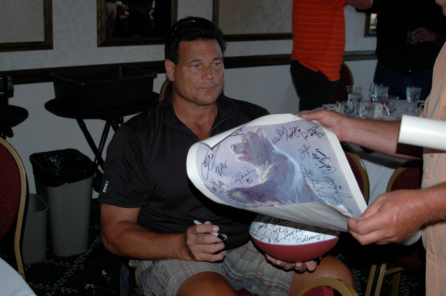 Chicago Bears Mike Ditka & Dan Hampton Autographed Helmet at his 1985 Super Bowl Champion Golf Outing 25th Anniversary