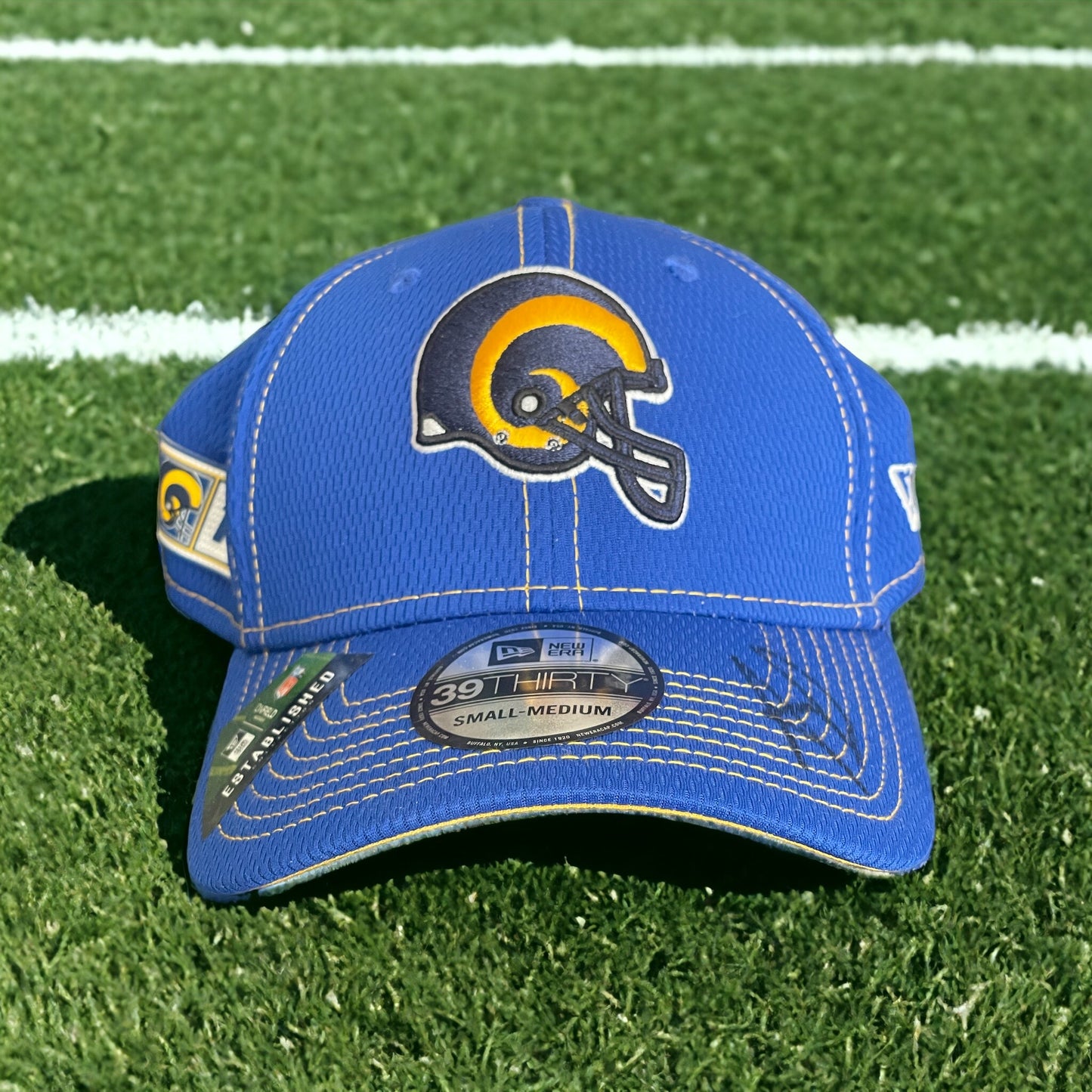 Aaron Donald autographed Los Angeles Rams Hat