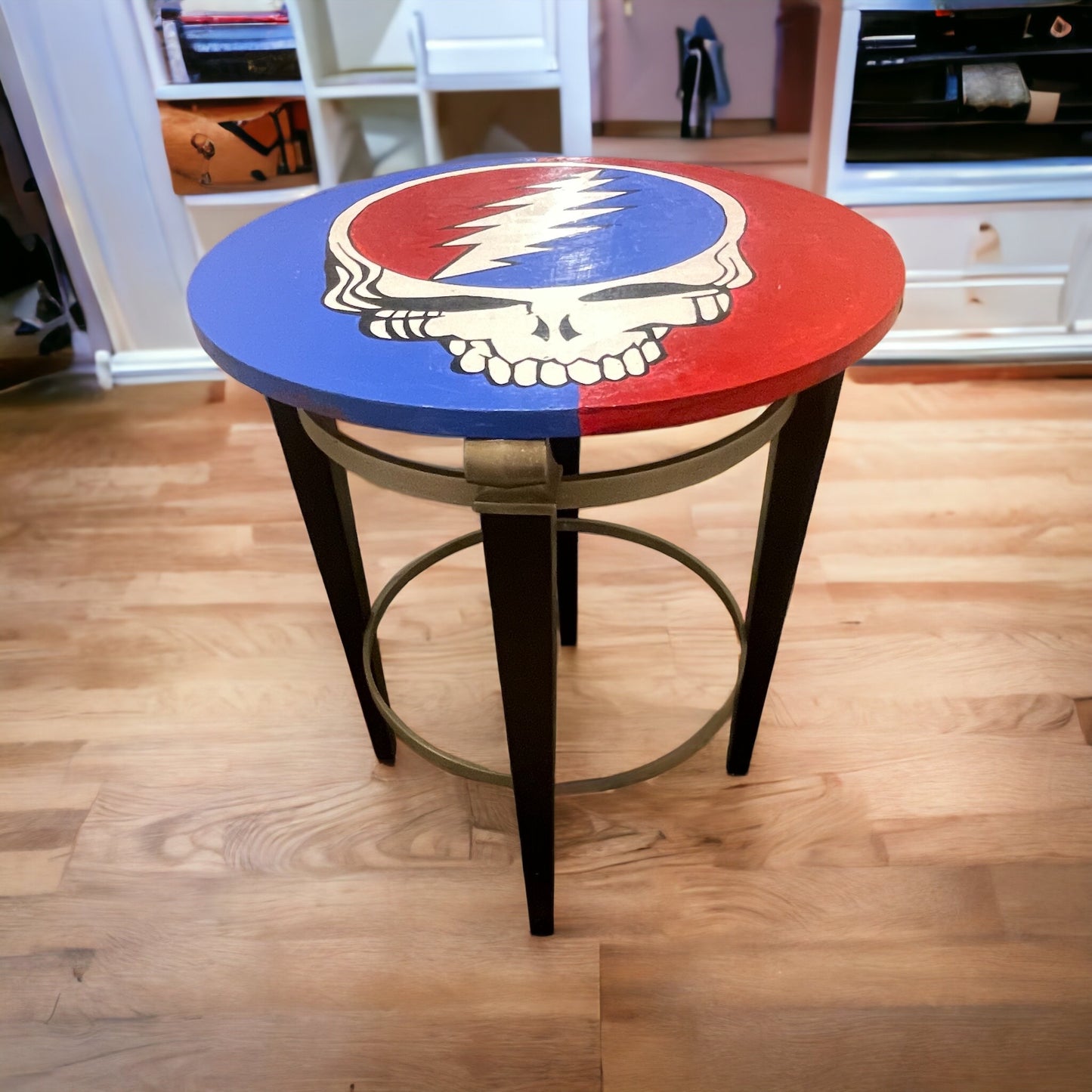 Steal Your Face Table