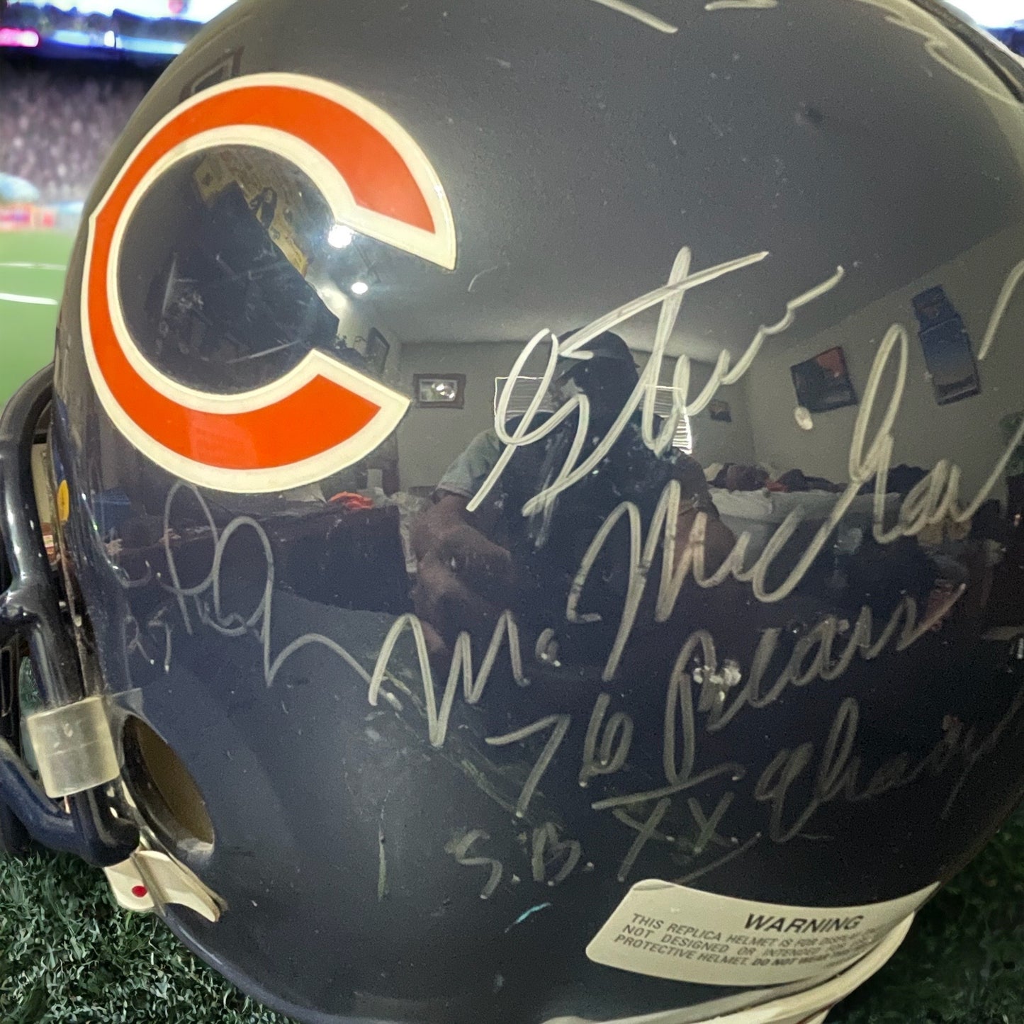 Chicago Bears Mike Ditka & Dan Hampton Autographed Helmet at his 1985 Super Bowl Champion Golf Outing 25th Anniversary