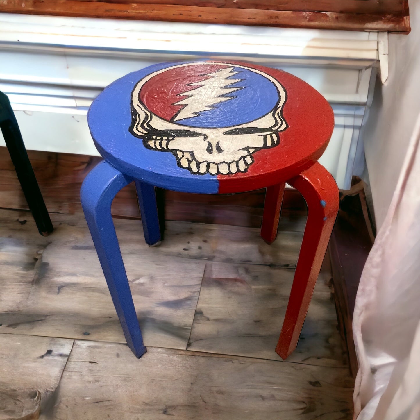 Steal Your Face Plant Table