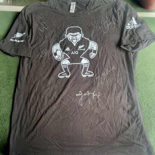 All Blacks  Autographed T Shirt Signed by Sonny Bill Williams, Current Captain Sam Cane, Ryan Crotty, Kevan Mealamu and Malakai Fekitoa