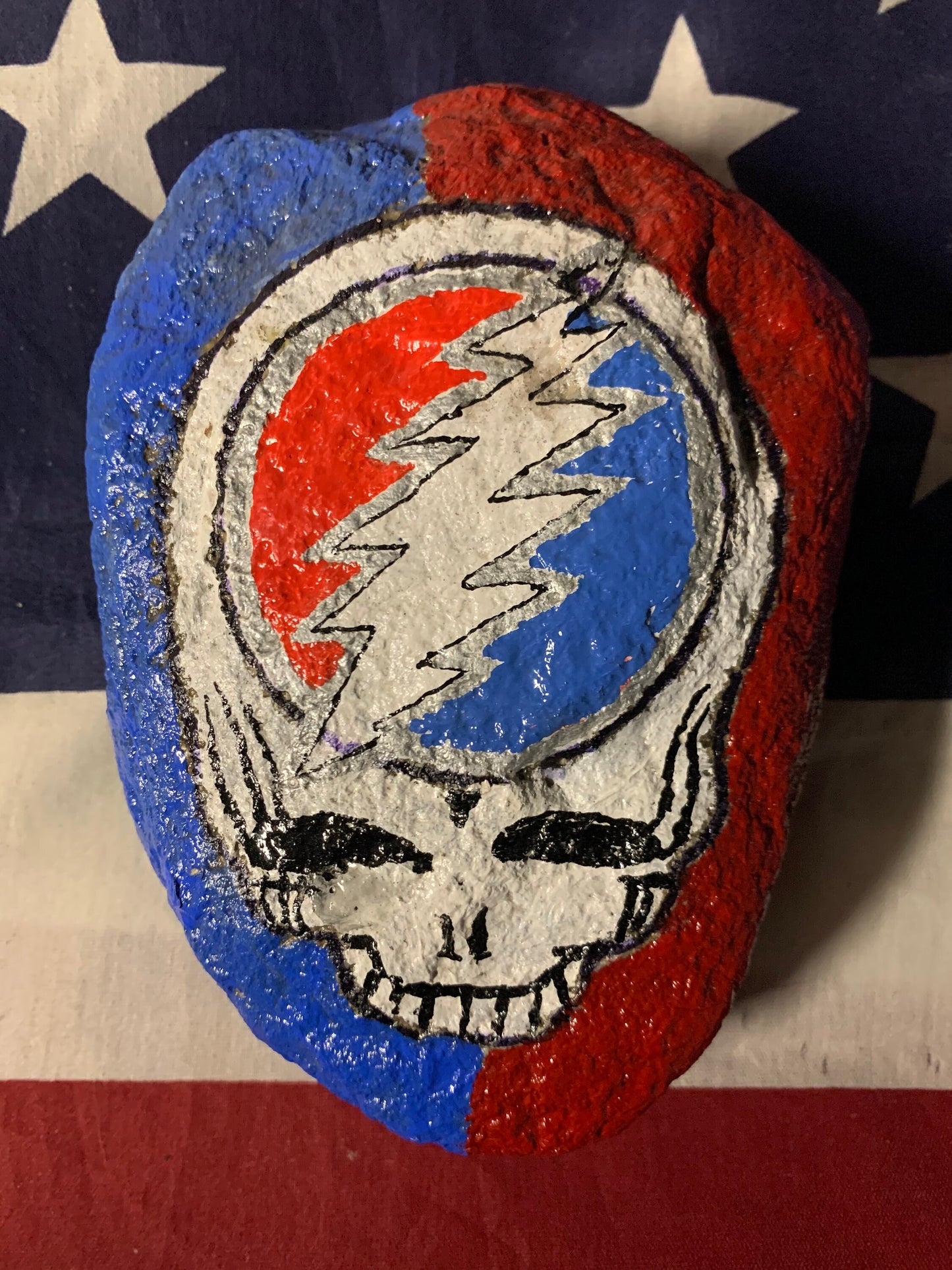 Dead & Company Stealie